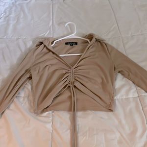 Los Angeles cropped long sleeve top.